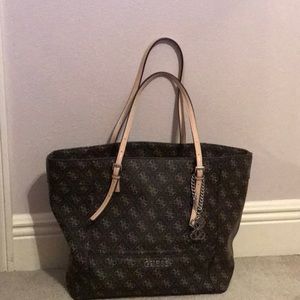 Guess signature tote